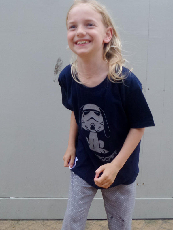 Artist Anon Brighton - Kid's Snoopytrooper t-shirt - T-Shirt - Classic, Fun, Kid's